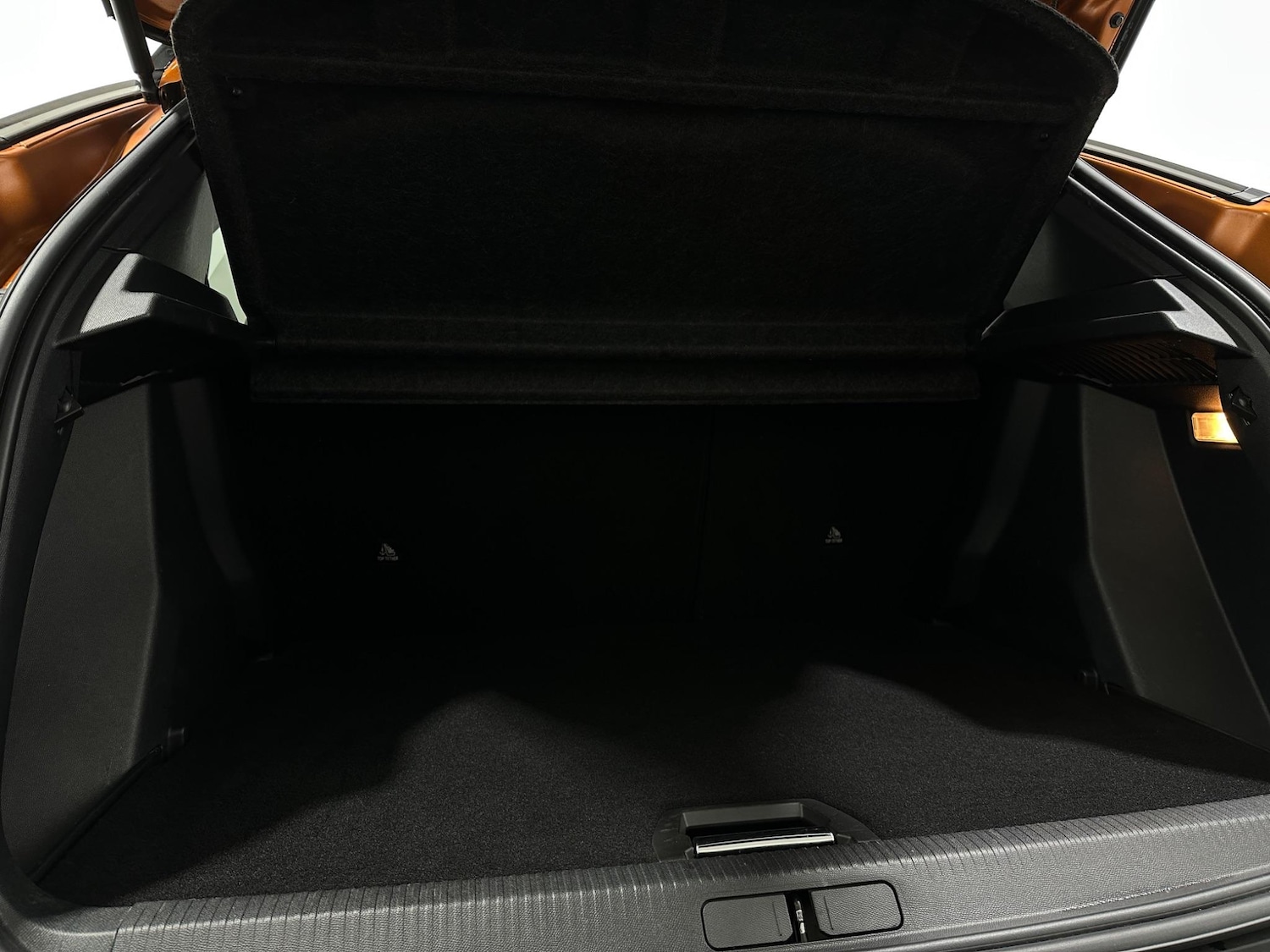 Used Peugeot 2008 2020 for sale - 76878524: Photo 49