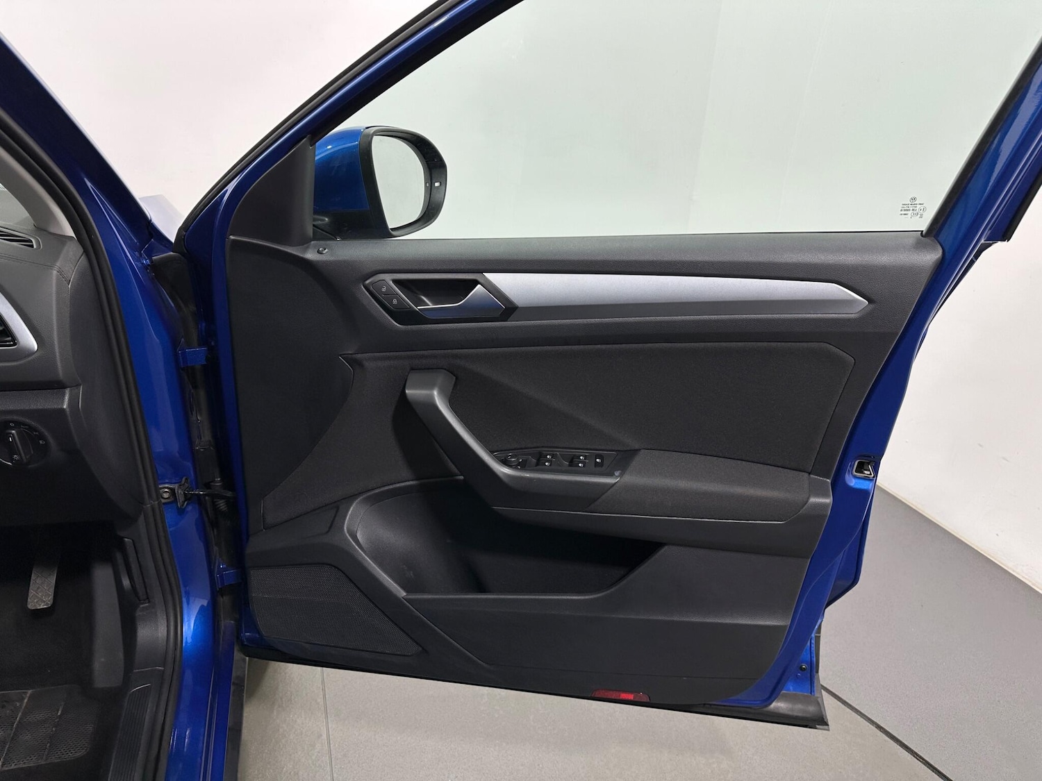 Used Volkswagen T-Roc 2022 for sale - 77202527: Photo 31