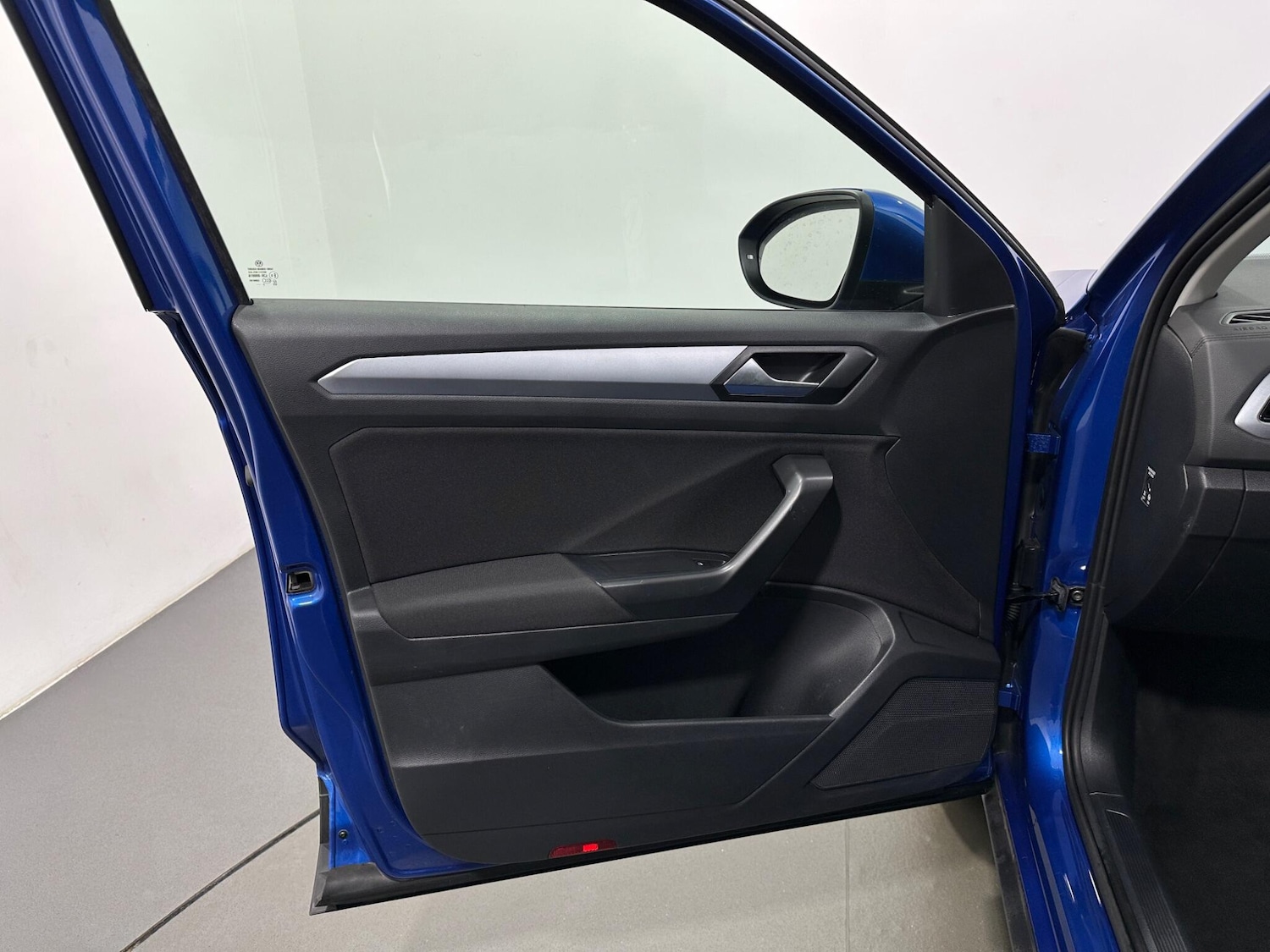 Used Volkswagen T-Roc 2022 for sale - 77202527: Photo 34