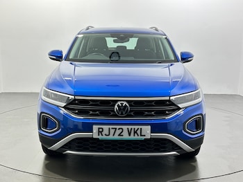 Used Volkswagen T-Roc 2022 for sale - 77202527: Photo