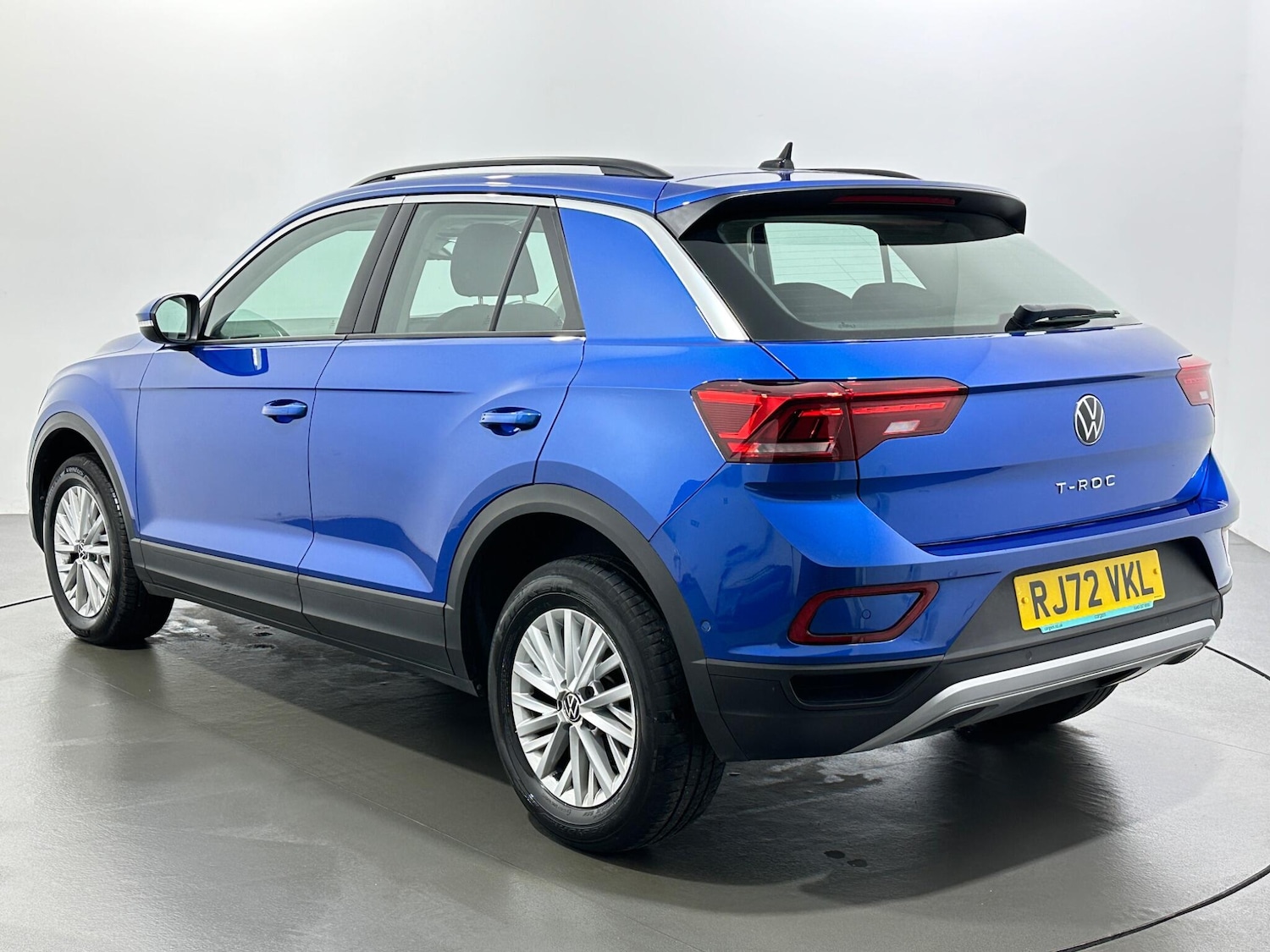 Used Volkswagen T-Roc 2022 for sale - 77202527: Photo 6
