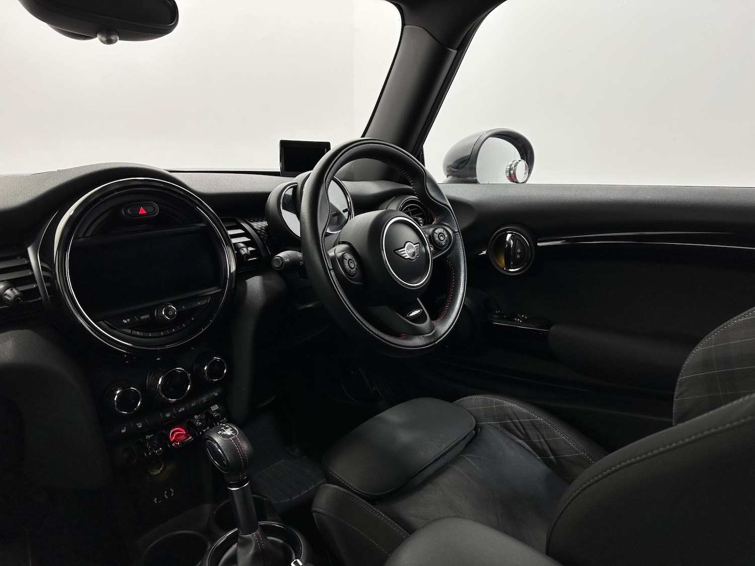 Used MINI Hatch 2018 for sale - 77120566: Photo 30