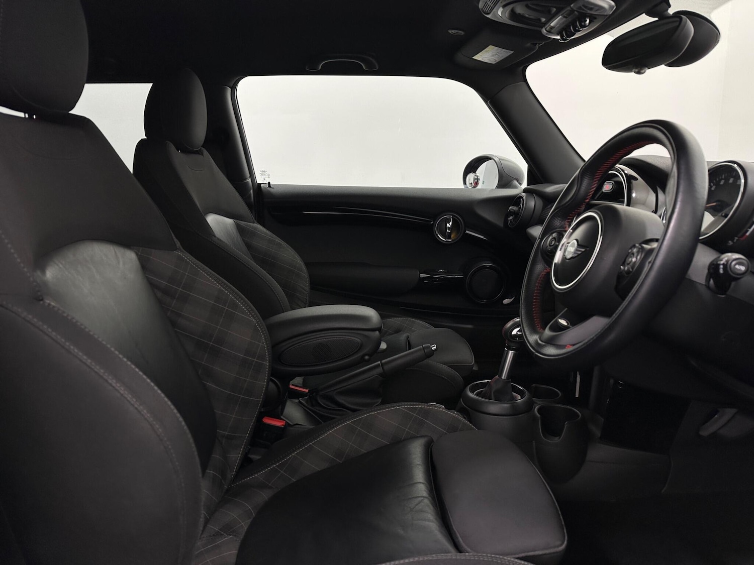 Used MINI Hatch 2018 for sale - 77120566: Photo 31