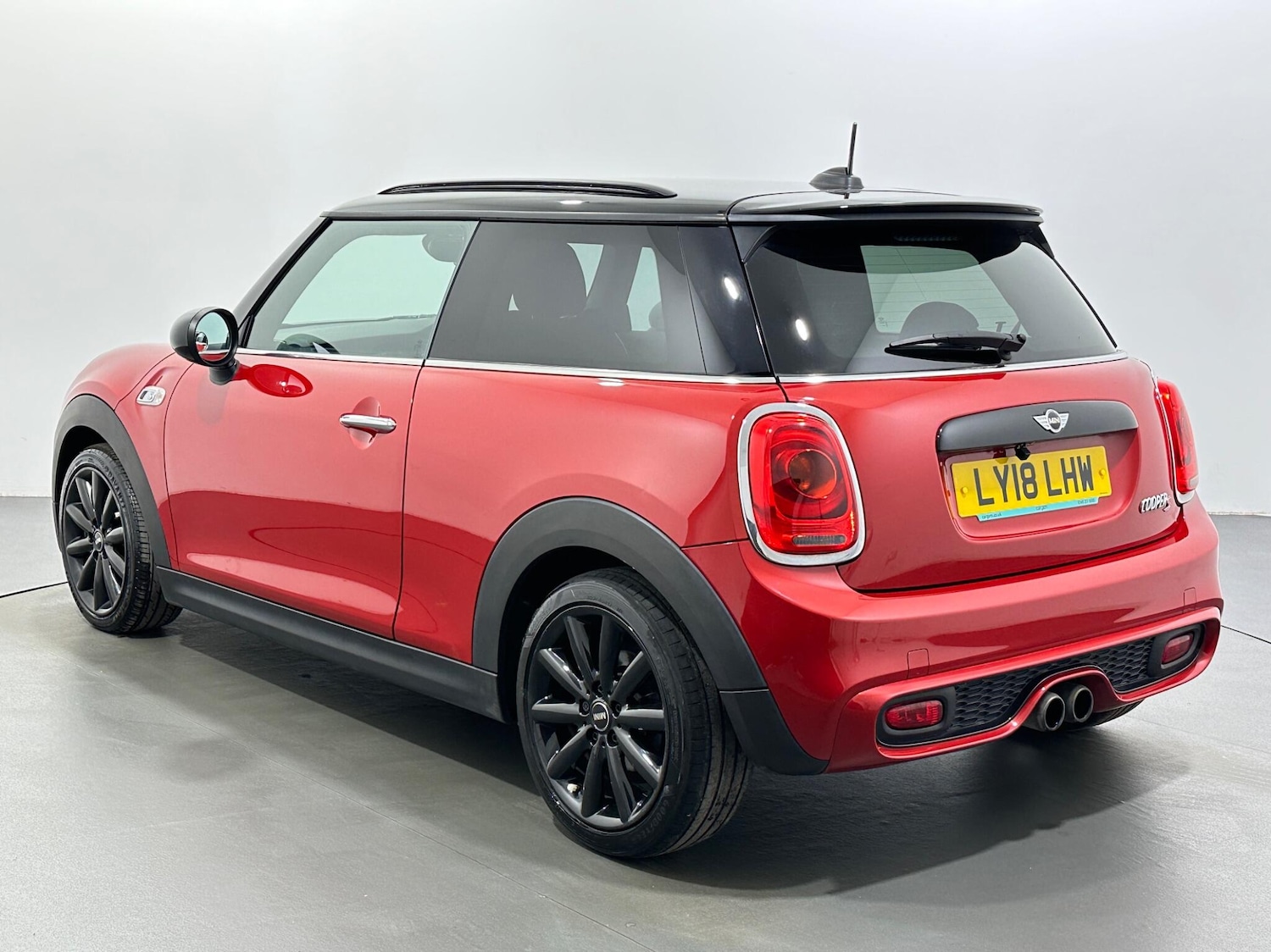 Used MINI Hatch 2018 for sale - 77120566: Photo 6