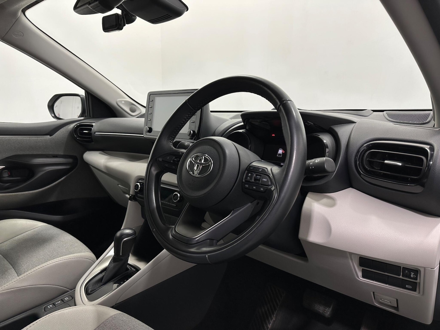 Used Toyota Yaris 2020 for sale - 77279364: Photo 10