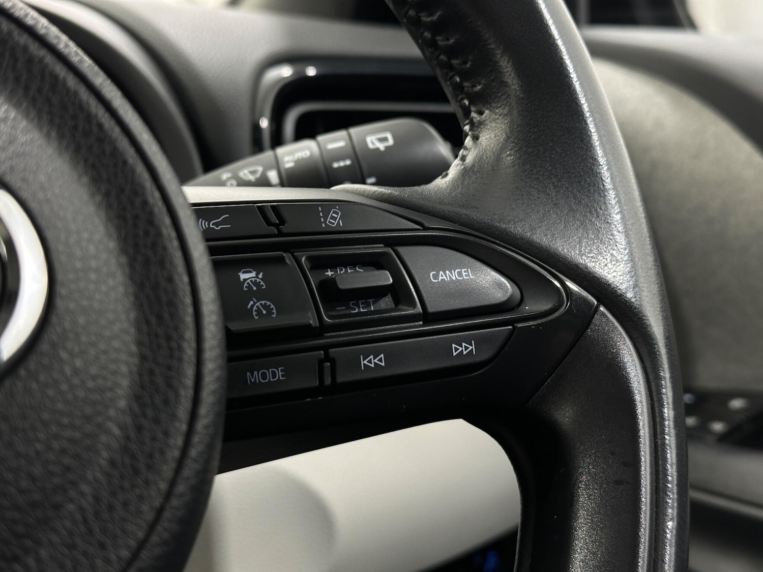 Used Toyota Yaris 2020 for sale - 77279364: Photo 15