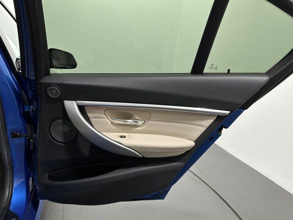 Used BMW 3 Series 2016 for sale - 77091740: Photo 44