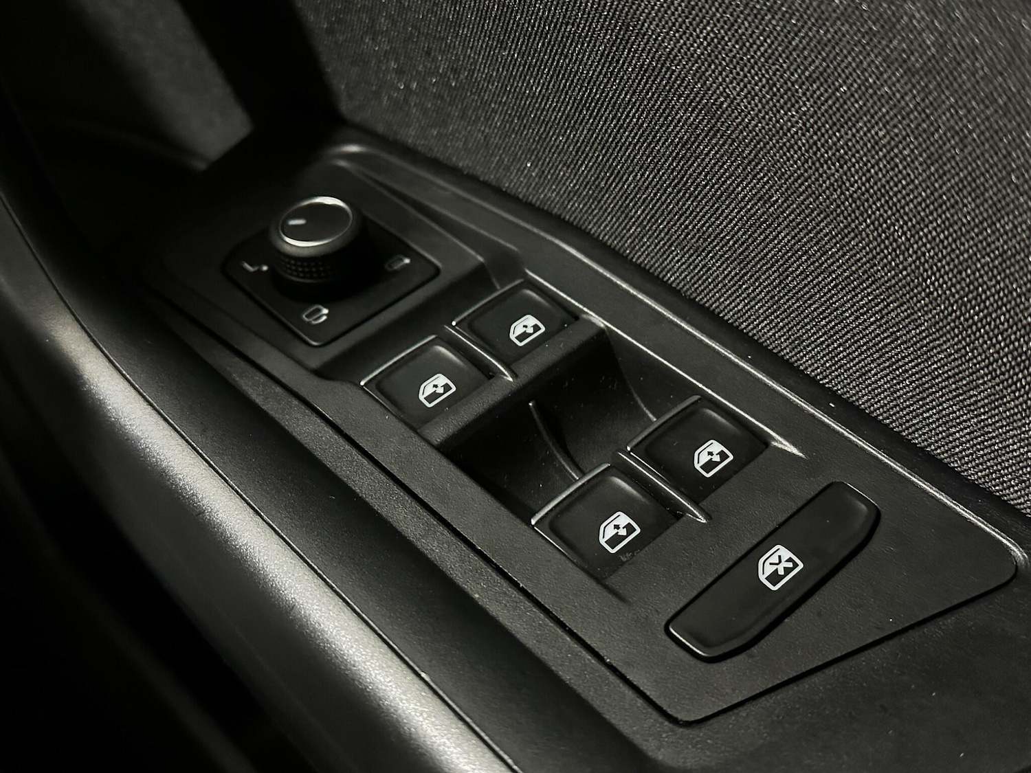 Used Volkswagen T-Roc 2021 for sale - 77624847: Photo 19