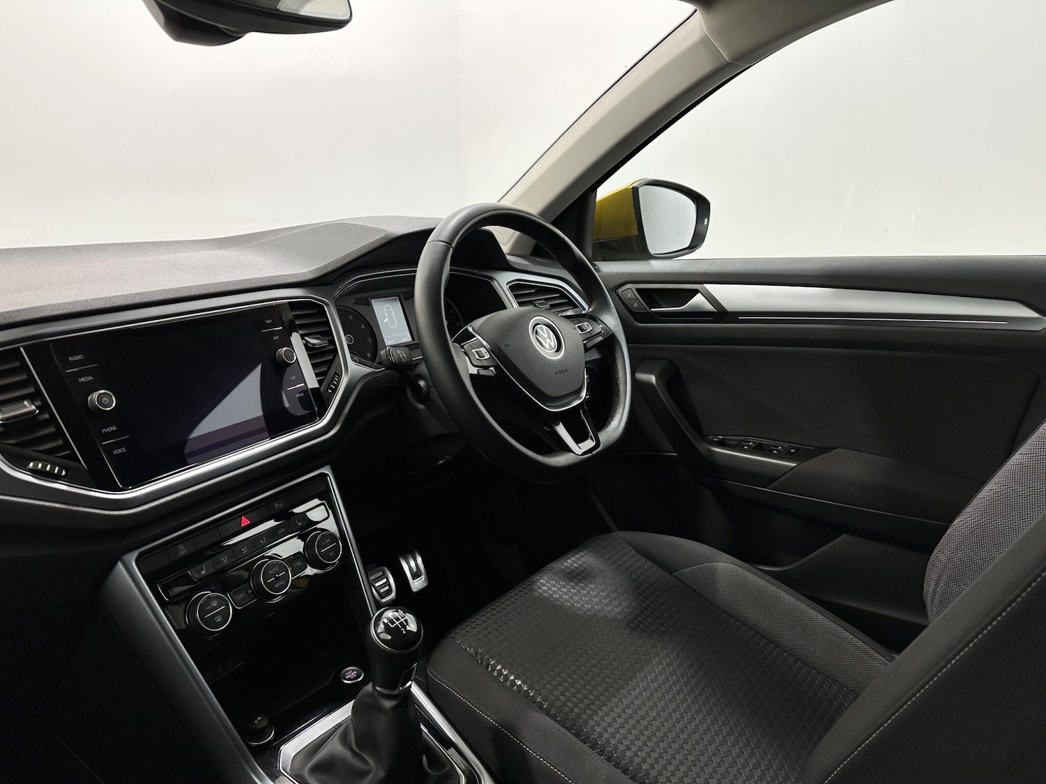 Used Volkswagen T-Roc 2021 for sale - 77624847: Photo 31