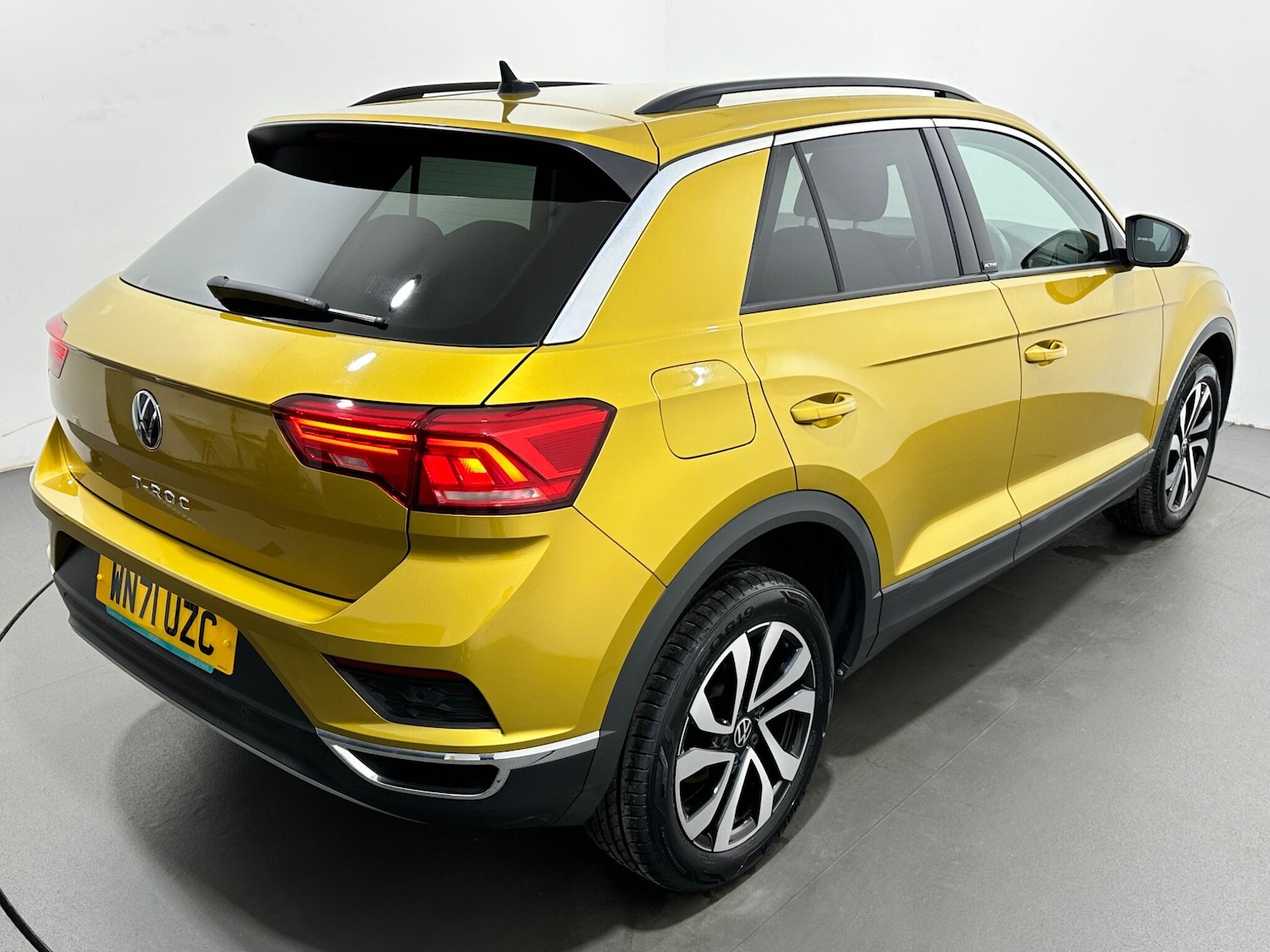 Used Volkswagen T-Roc 2021 for sale - 77624847: Photo 52