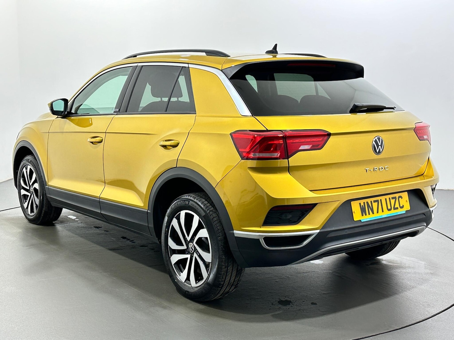 Used Volkswagen T-Roc 2021 for sale - 77624847: Photo 6