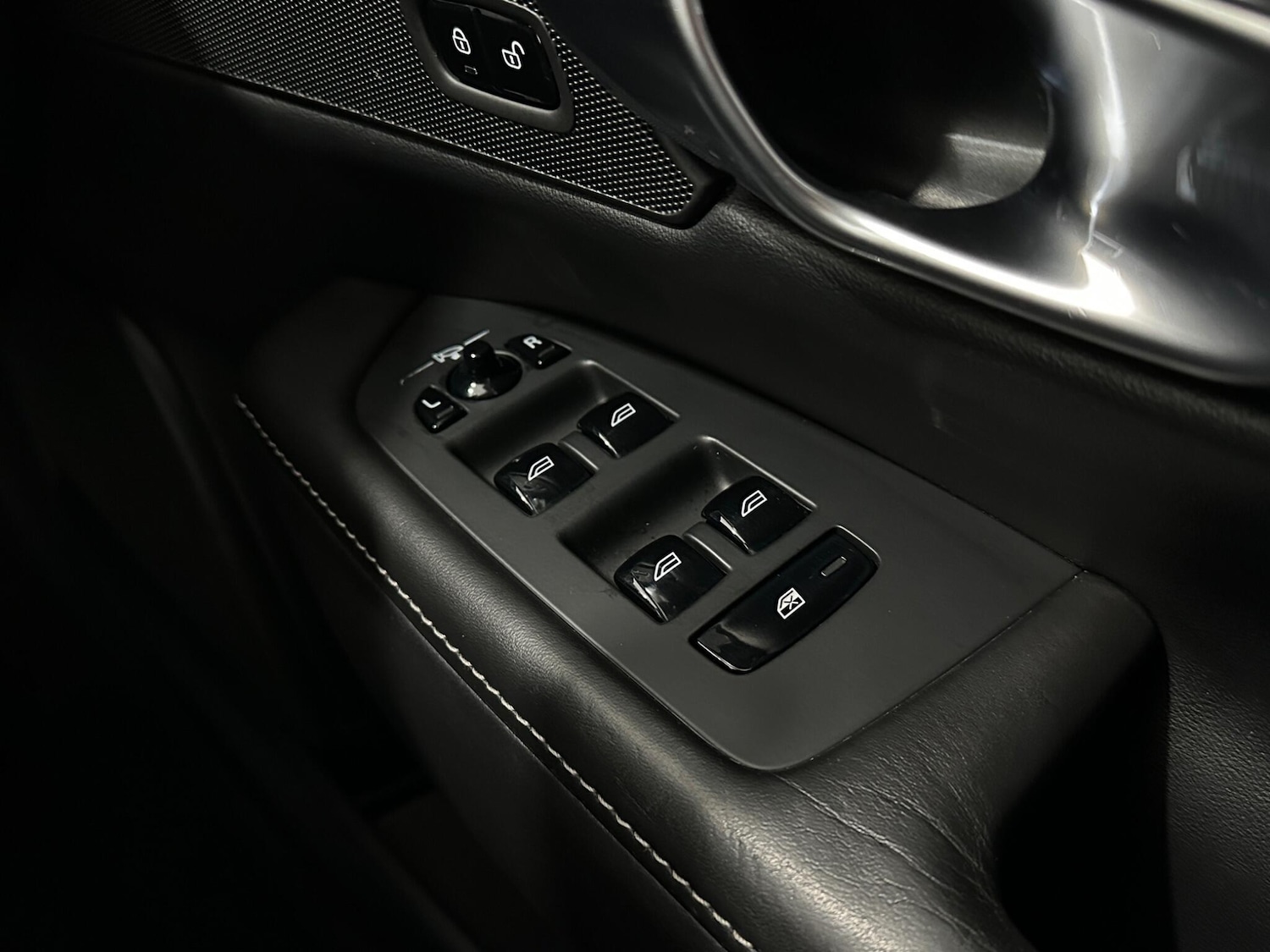 Used Volvo V90 2017 for sale - 77237721: Photo 17