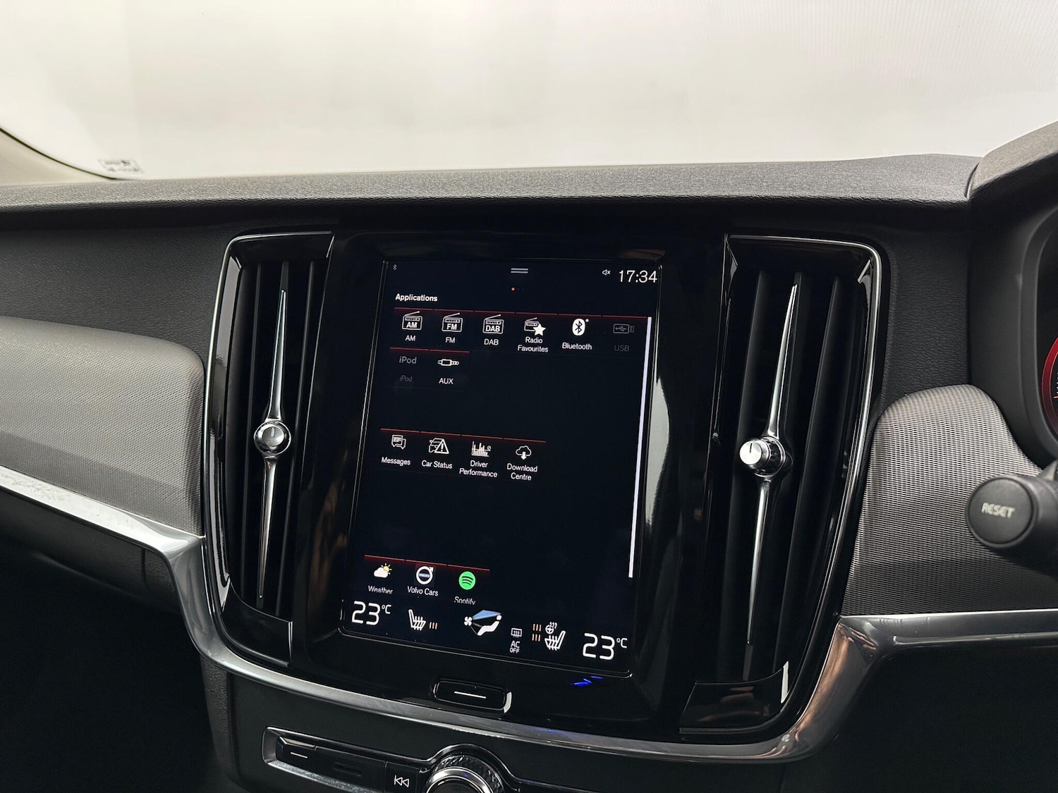 Used Volvo V90 2017 for sale - 77237721: Photo 23