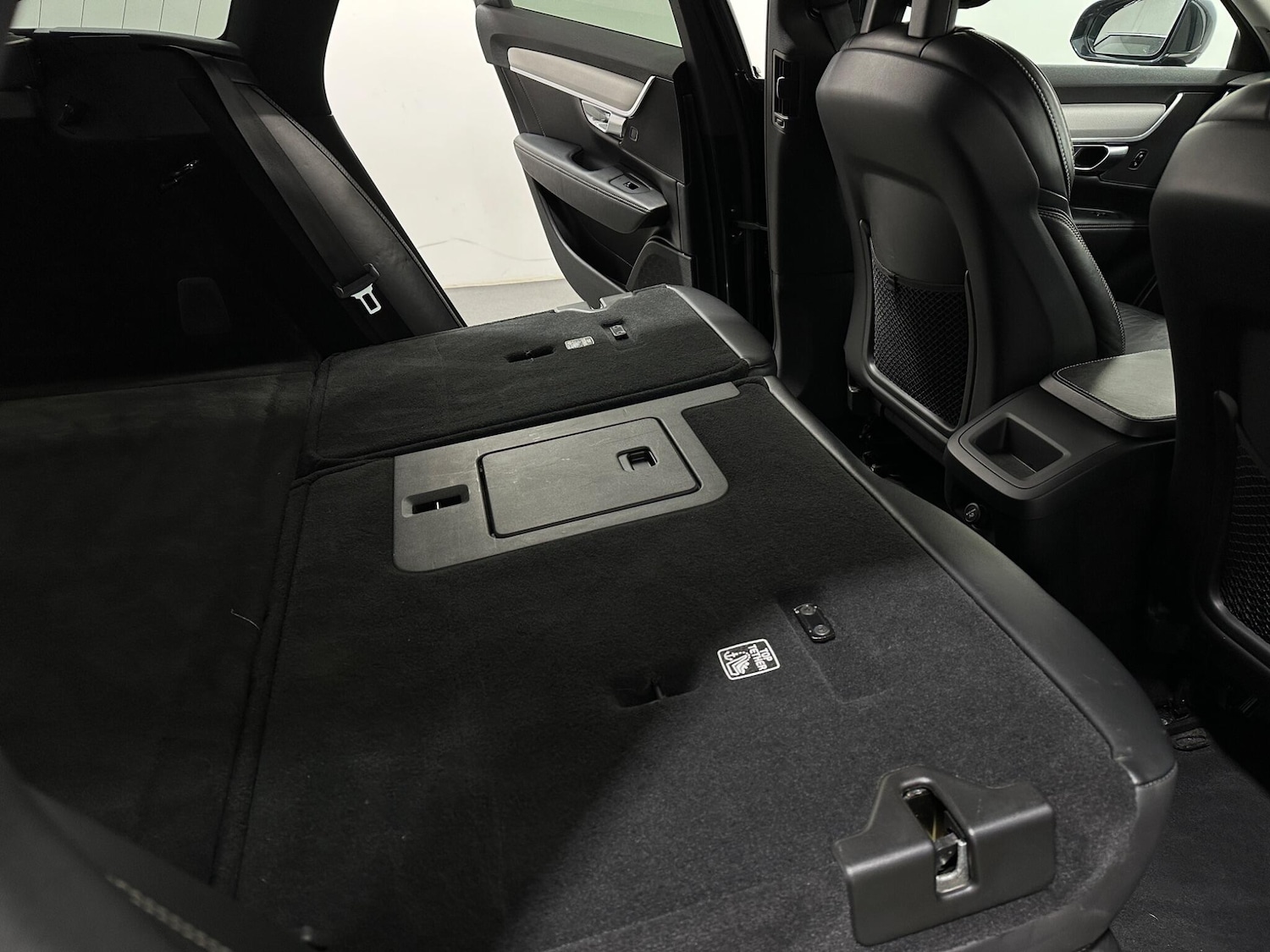 Used Volvo V90 2017 for sale - 77237721: Photo 44