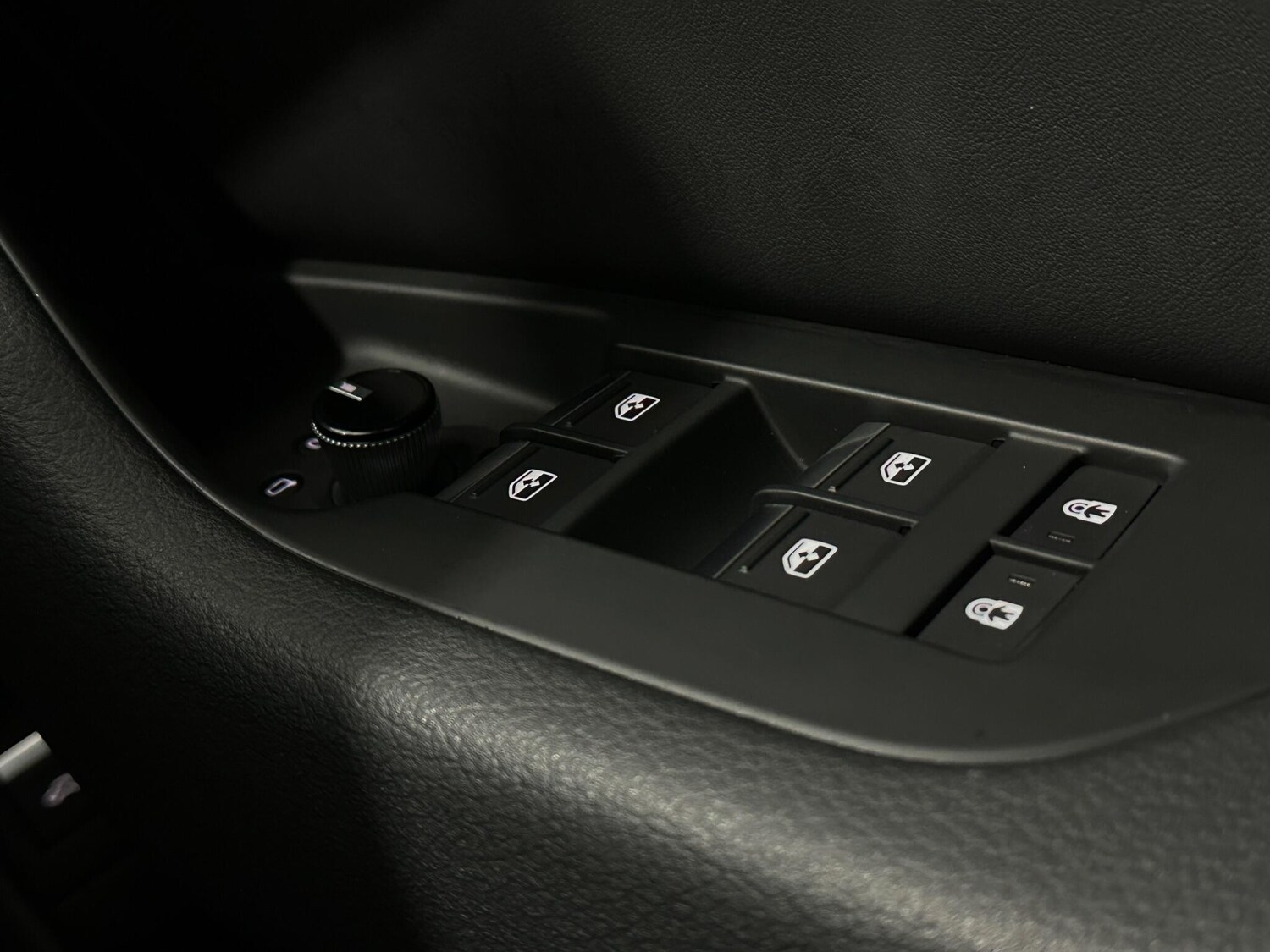 Used Audi A6 Saloon for sale - 77537376: Photo 18