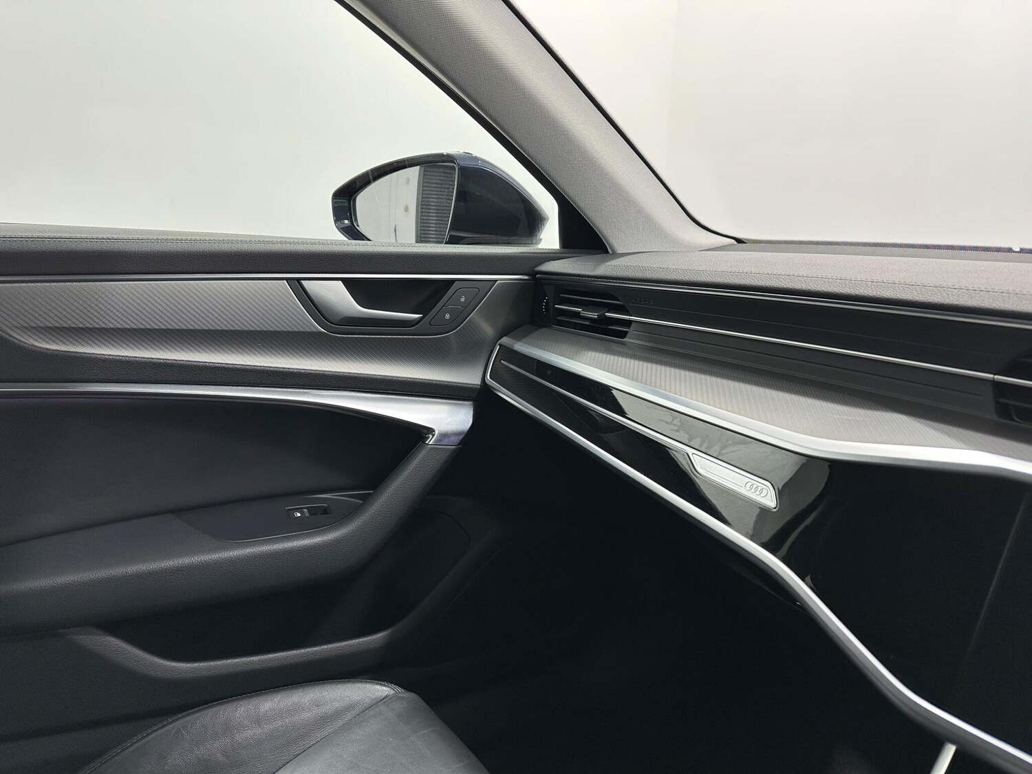 Used Audi A6 Saloon for sale - 77537376: Photo 27