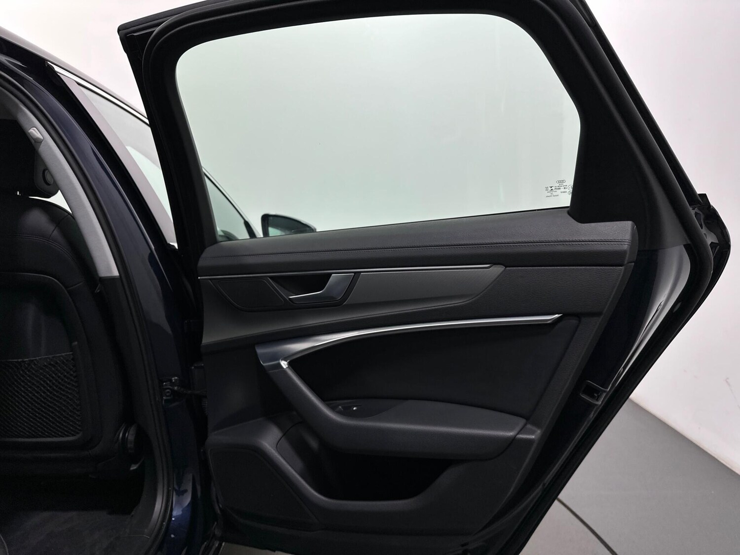 Used Audi A6 Saloon for sale - 77537376: Photo 44