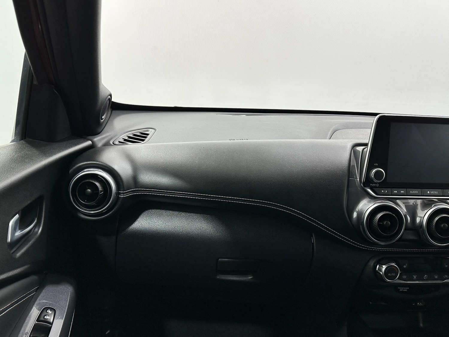 Used Nissan Juke 2023 for sale - 77892902: Photo 27