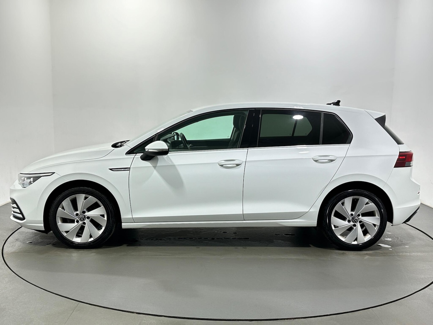 Used Volkswagen Golf 2020 for sale - 77892668: Photo 5