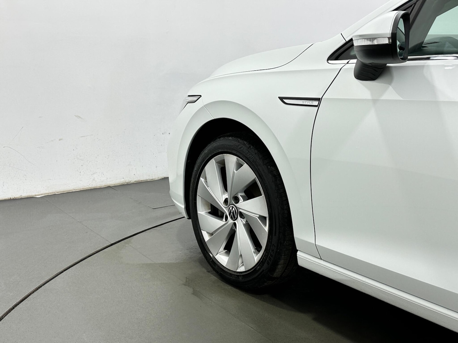 Used Volkswagen Golf 2020 for sale - 77892668: Photo 53