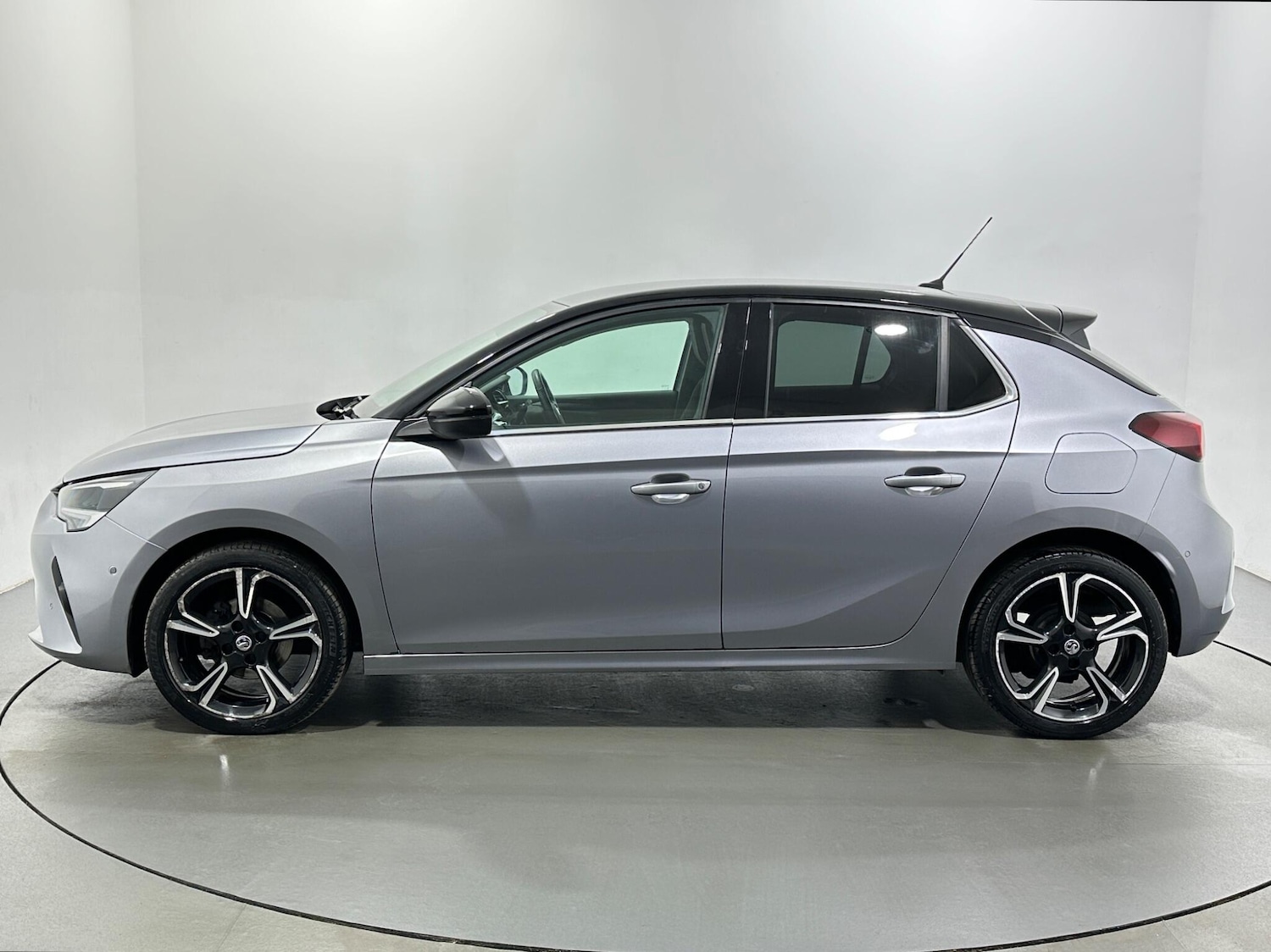 Used Vauxhall Corsa for sale - 77396539: Photo 5