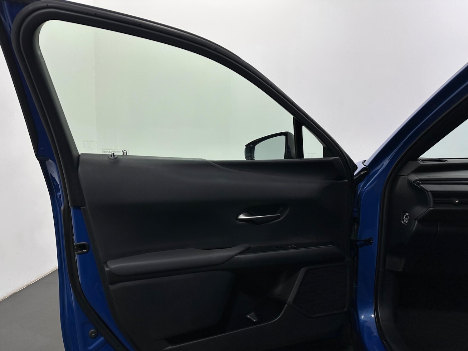 Used Lexus UX for sale - 77924826: Photo 38