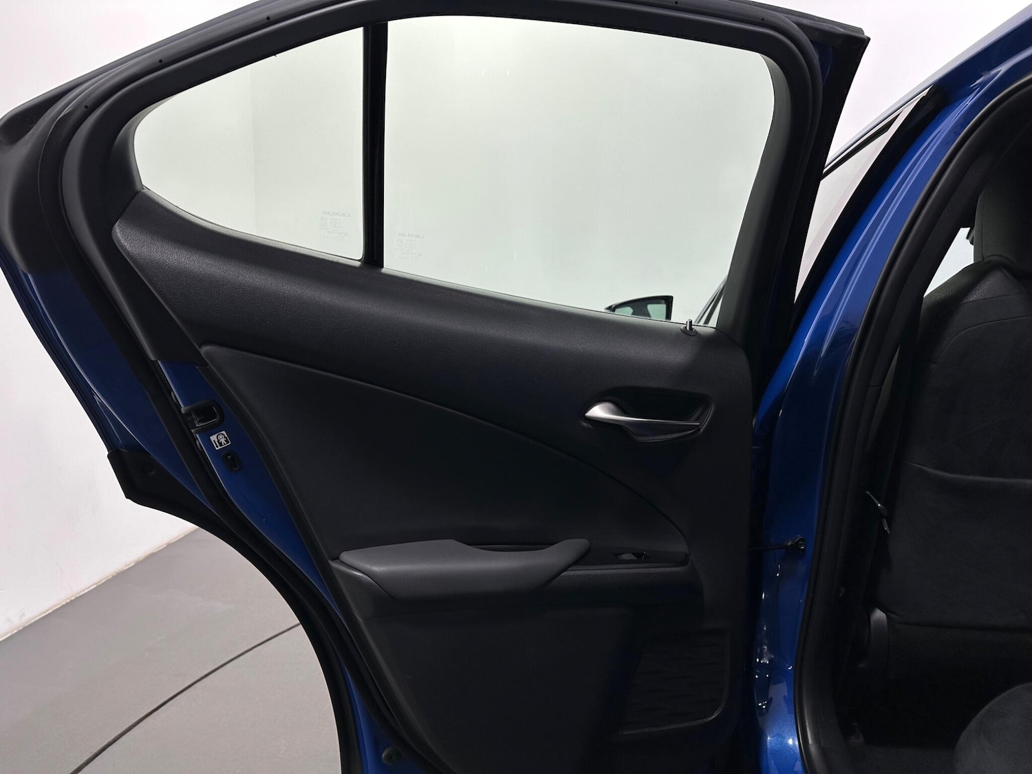 Used Lexus UX for sale - 77924826: Photo 41