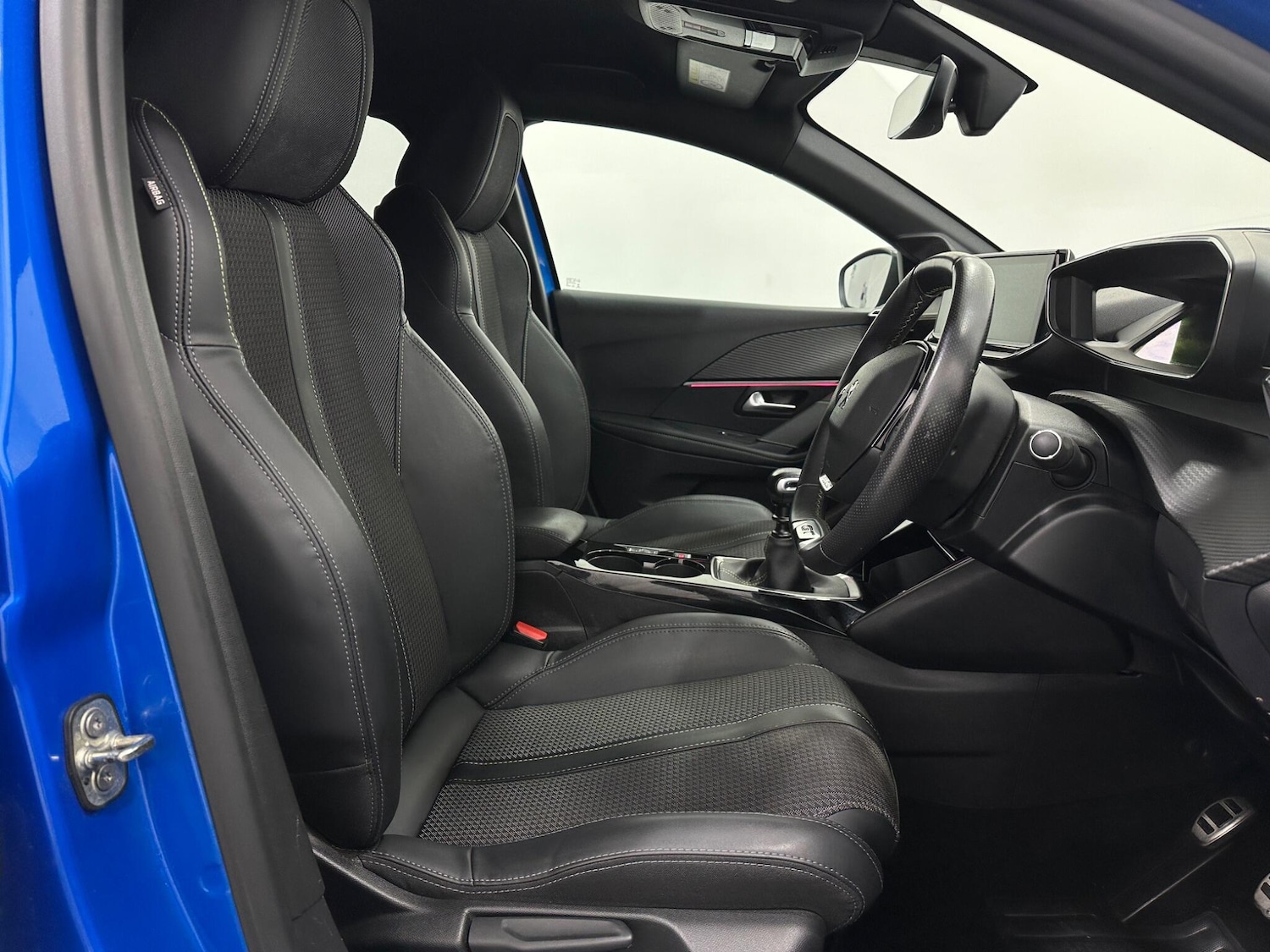 Used Peugeot 208 2021 for sale - 76878906: Photo 28