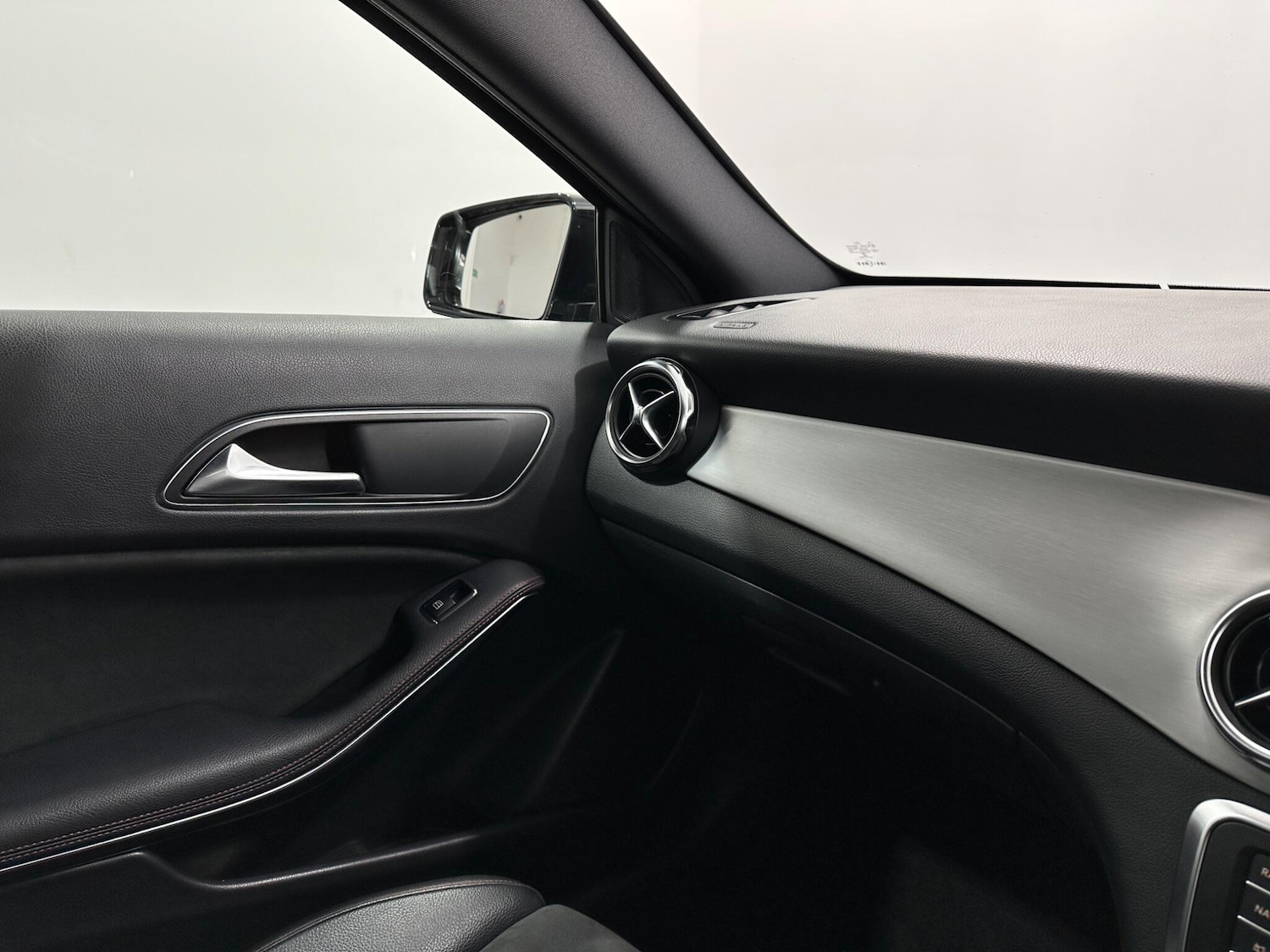 Used Mercedes-Benz GLA 2017 for sale - 77671222: Photo 28