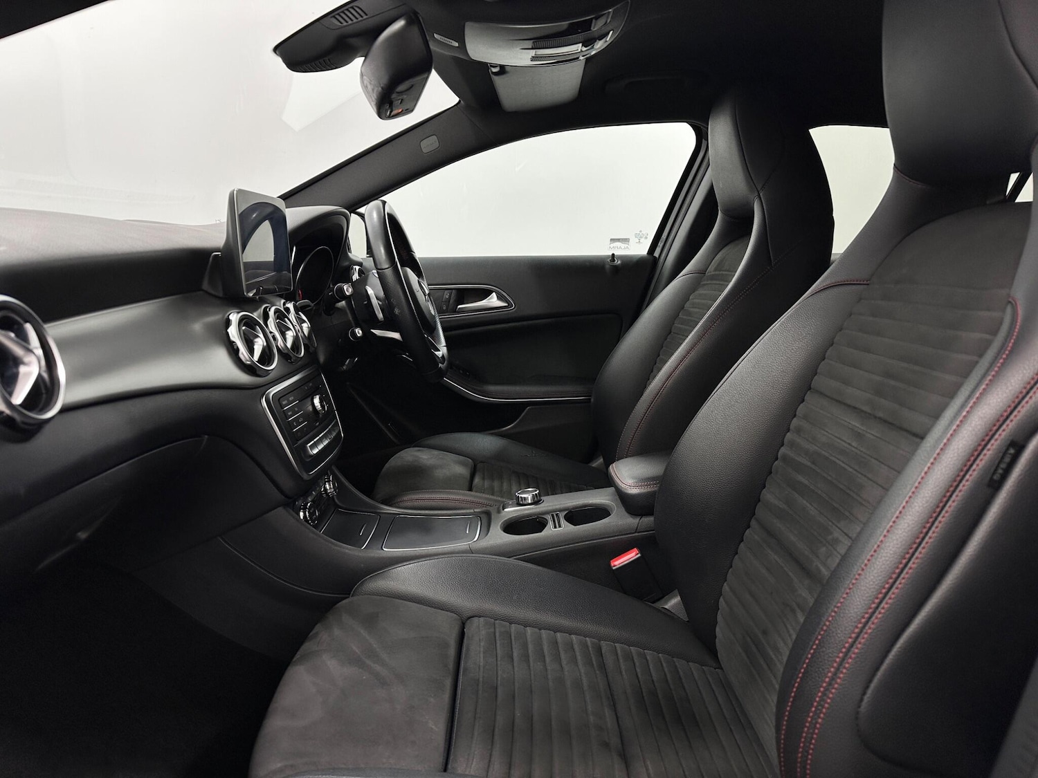 Used Mercedes-Benz GLA 2017 for sale - 77671222: Photo 36