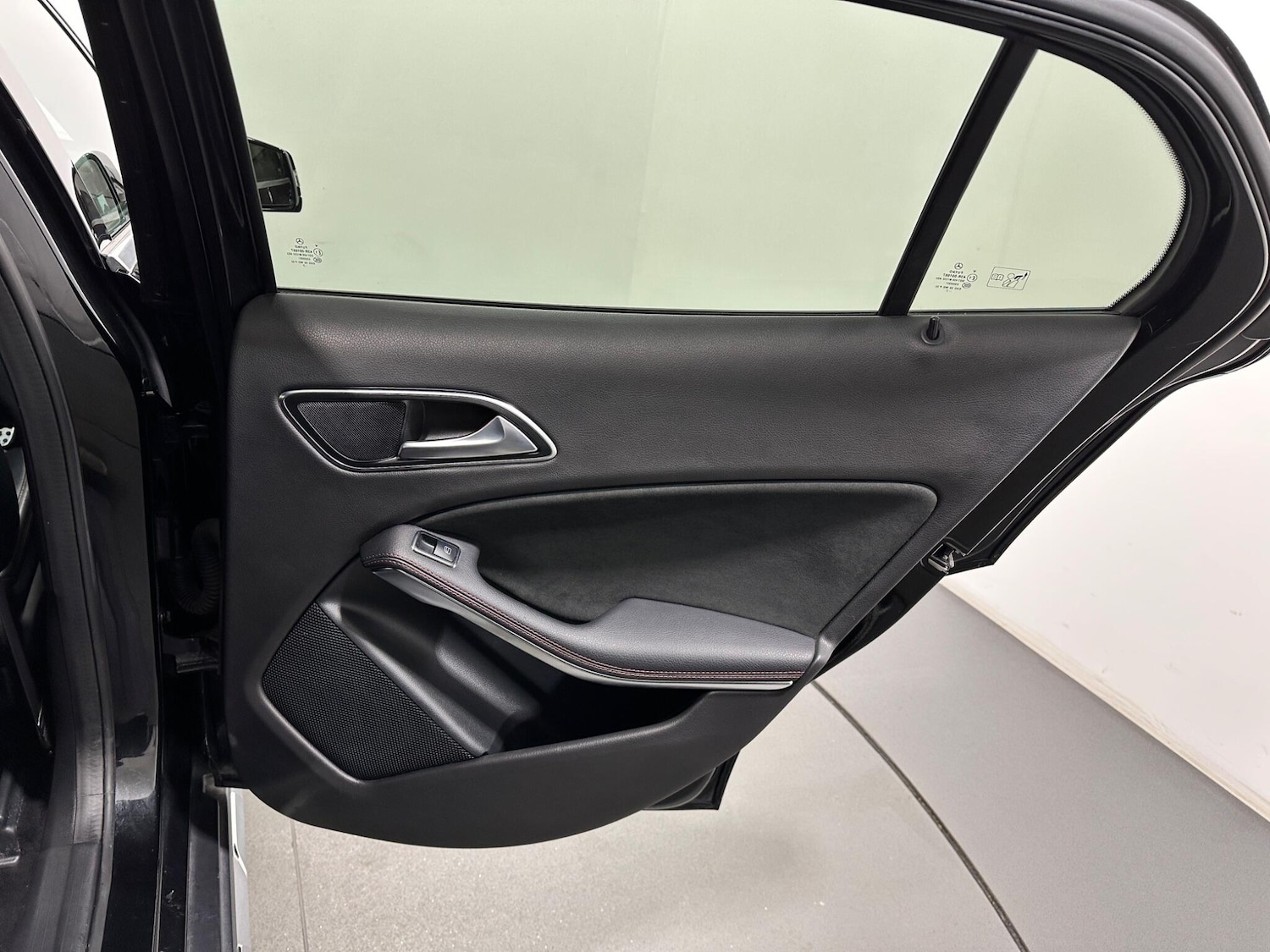 Used Mercedes-Benz GLA 2017 for sale - 77671222: Photo 44