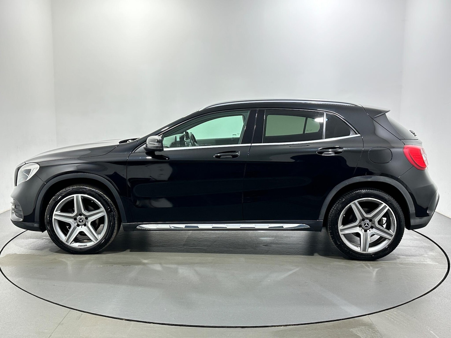 Used Mercedes-Benz GLA 2017 for sale - 77671222: Photo 5