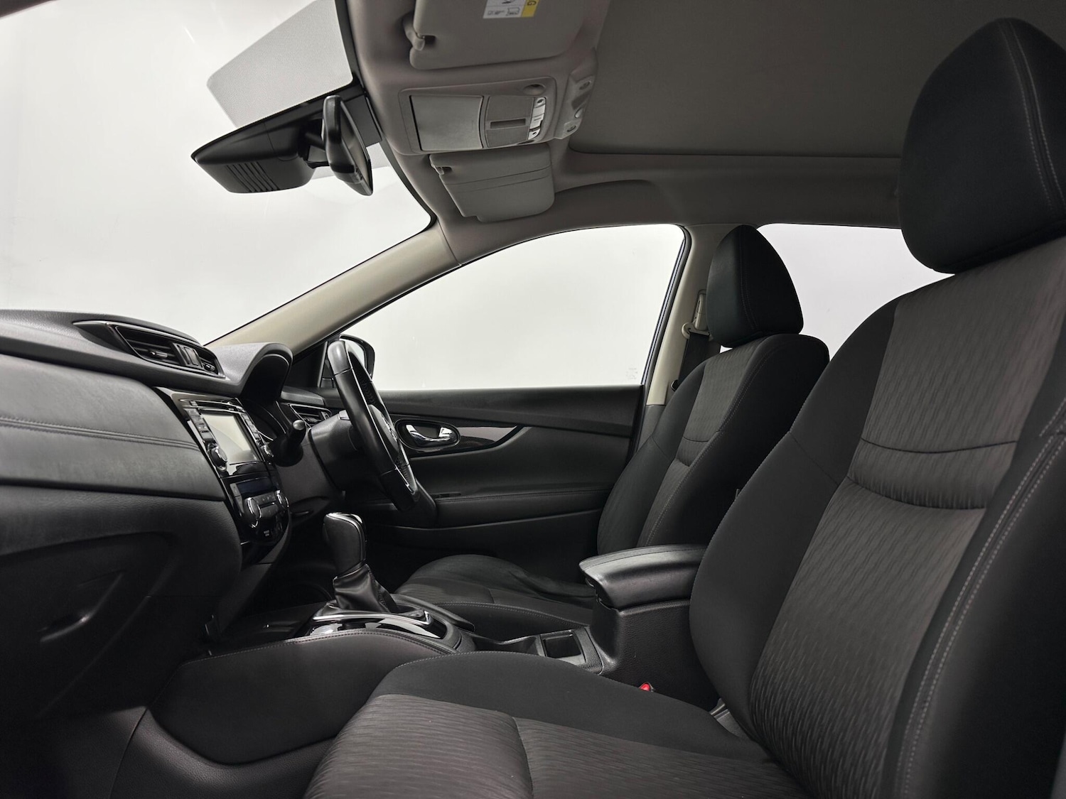 Used Nissan X-Trail 2019 for sale - 76878489: Photo 32