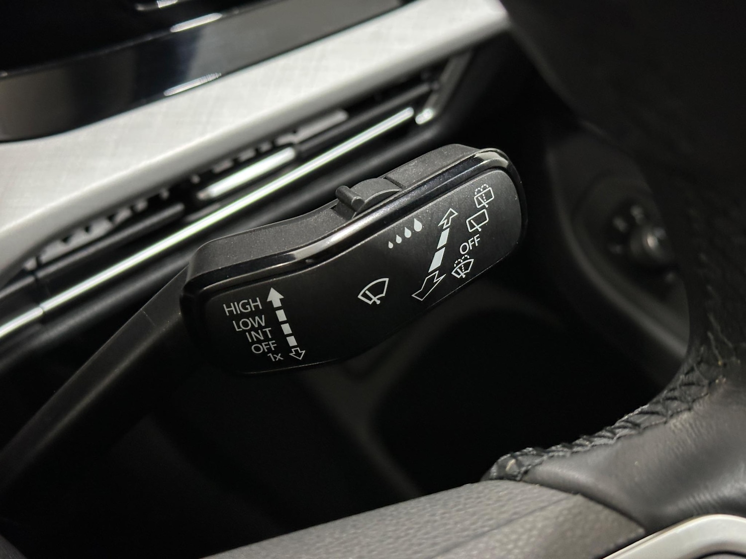 Used Volkswagen Golf 2023 for sale - 76878629: Photo 17