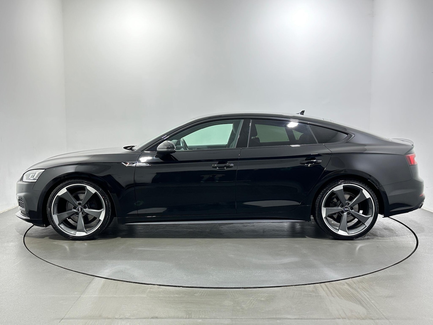 Used Audi A5 2019 for sale - 77524322: Photo 5