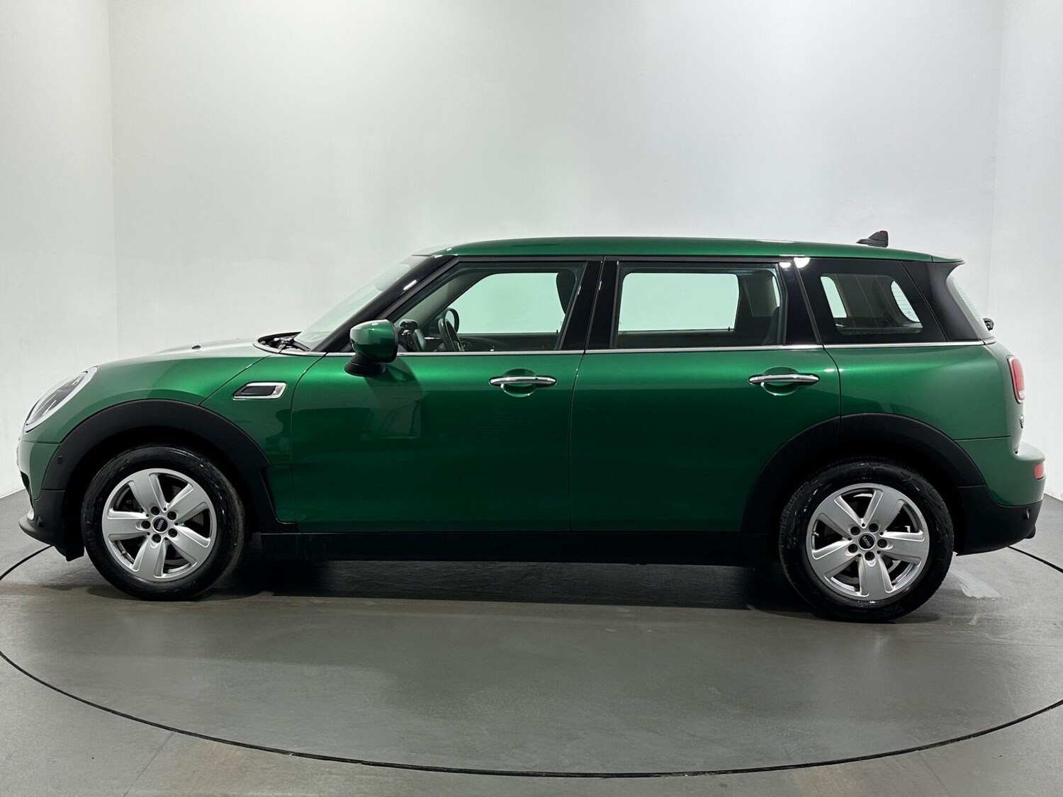 Used MINI Clubman 2023 for sale - 76878550: Photo 5