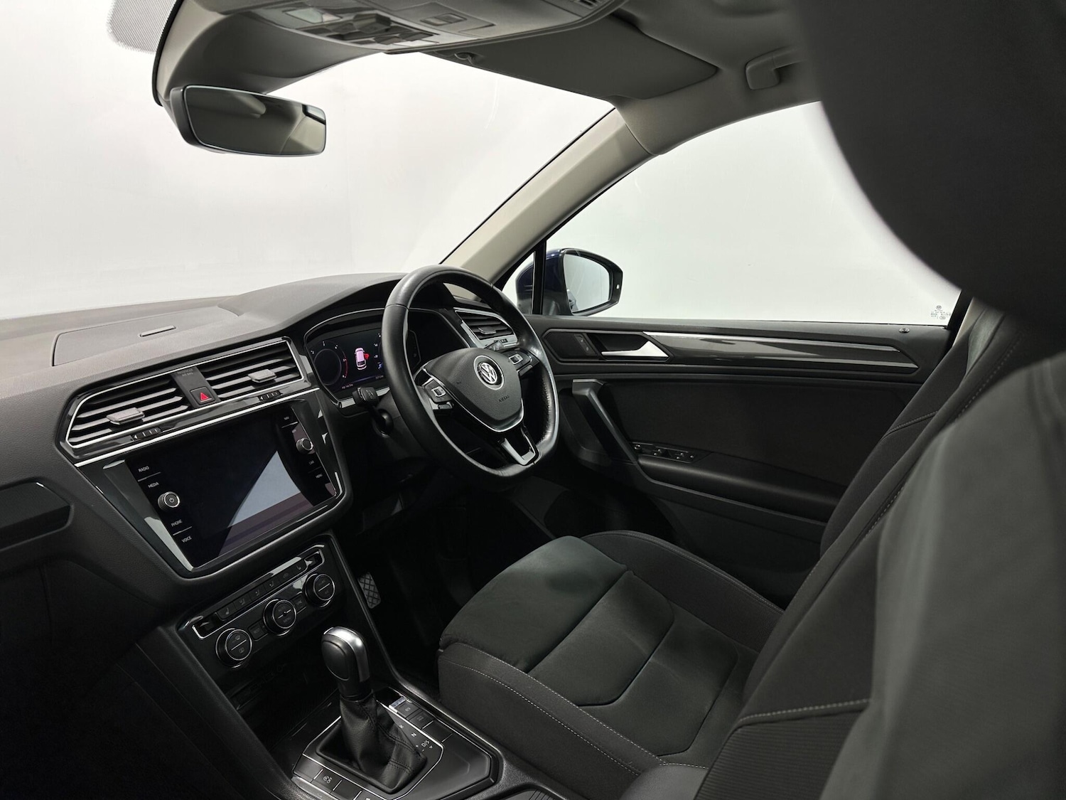 Used Volkswagen Tiguan 2019 for sale - 77376535: Photo 30