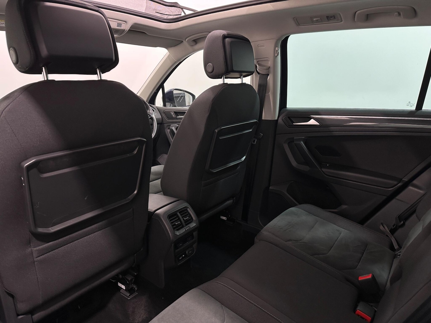 Used Volkswagen Tiguan 2019 for sale - 77376535: Photo 39