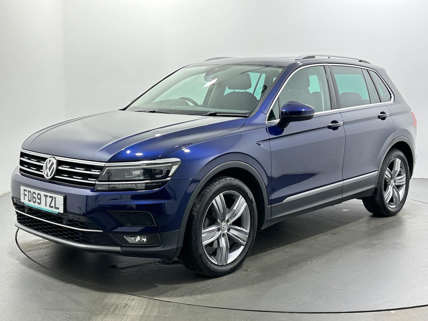 Used Volkswagen Tiguan 2019 for sale - 77376535: Photo 4
