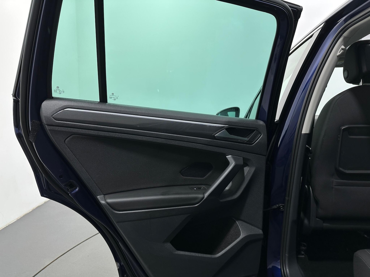 Used Volkswagen Tiguan 2019 for sale - 77376535: Photo 41