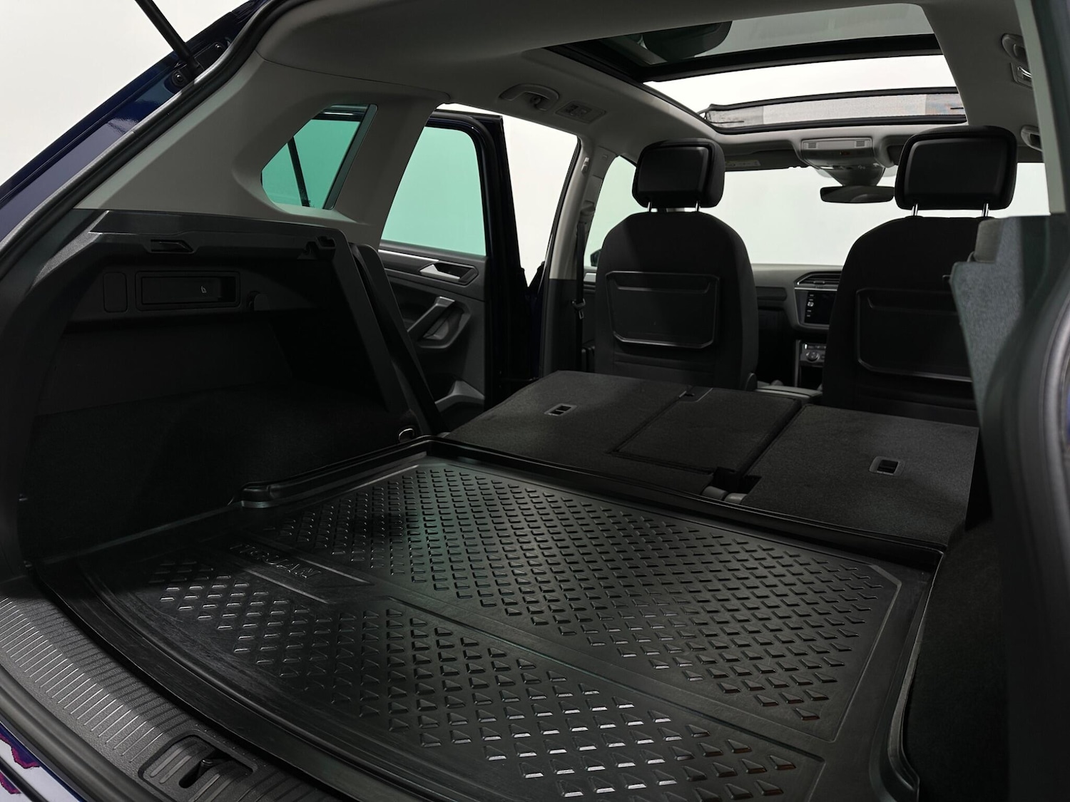 Used Volkswagen Tiguan 2019 for sale - 77376535: Photo 46