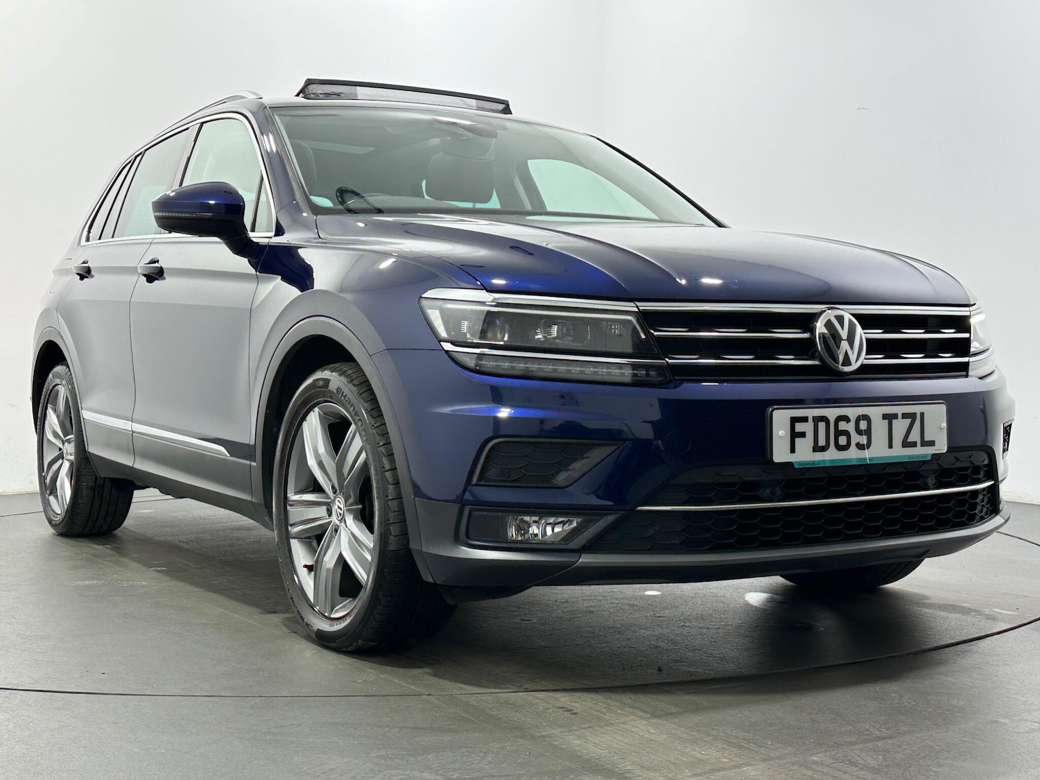 Used Volkswagen Tiguan 2019 for sale - 77376535: Photo 53