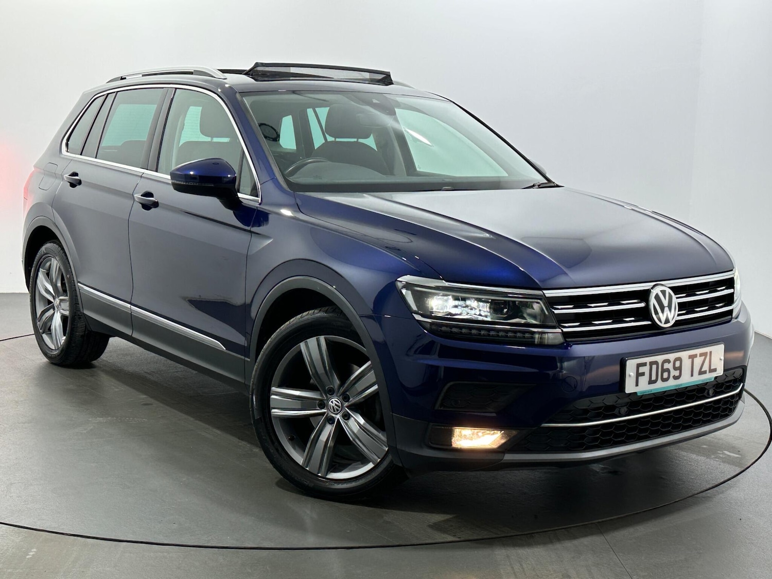 Used Volkswagen Tiguan 2019 for sale - 77376535: Photo 55