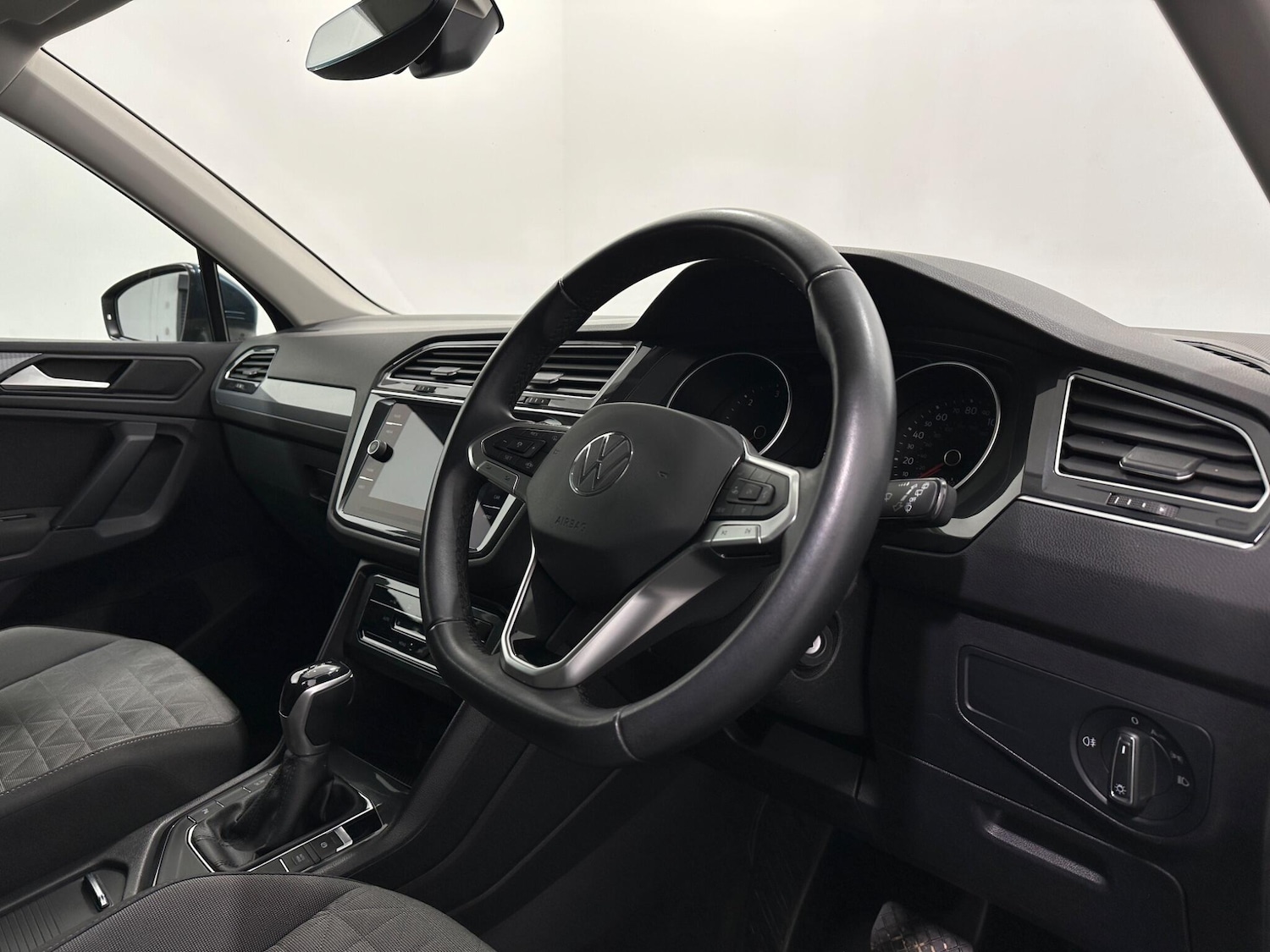 Used Volkswagen Tiguan 2021 for sale - 76879006: Photo 10