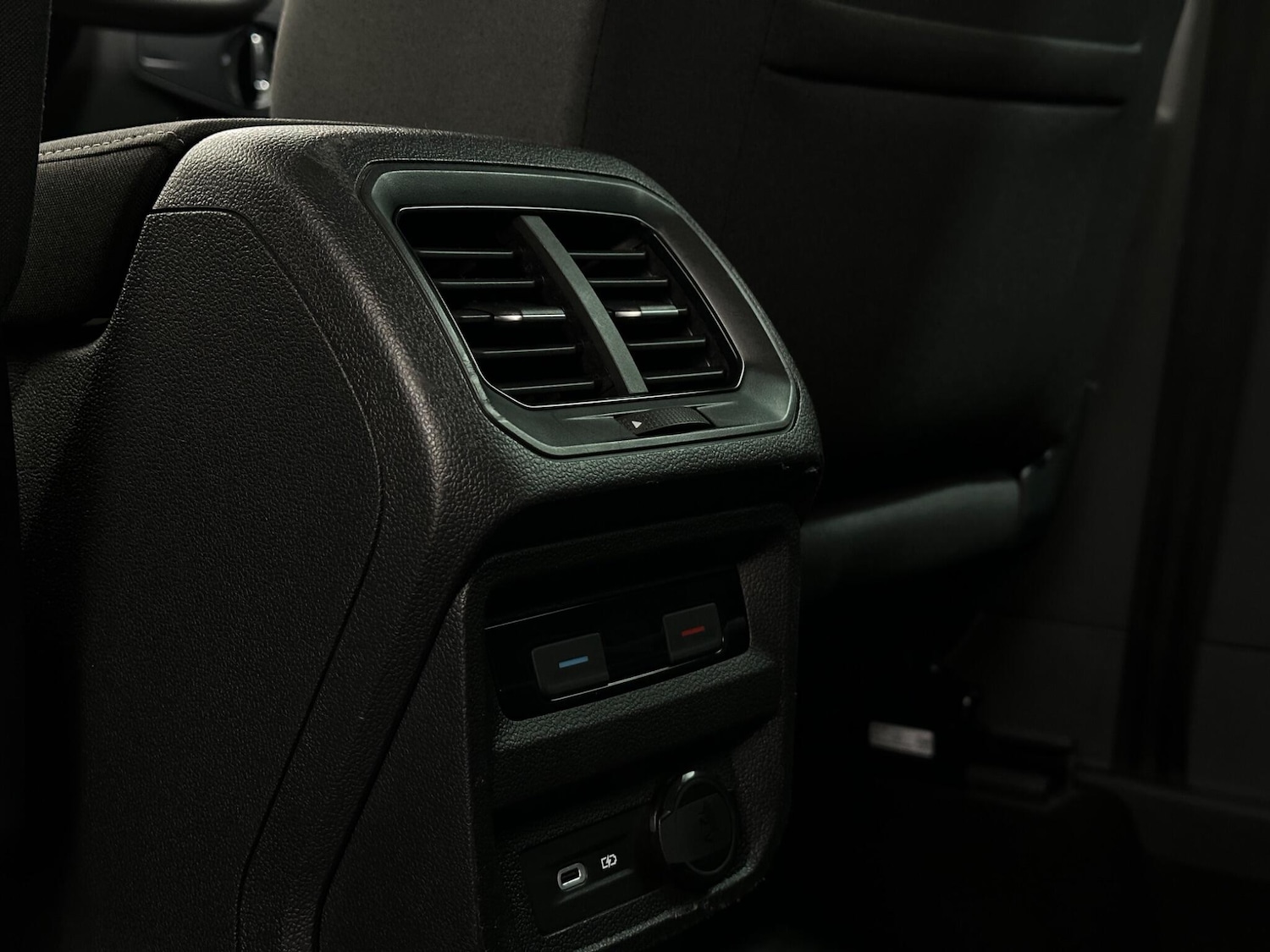 Used Volkswagen Tiguan 2021 for sale - 76879006: Photo 37