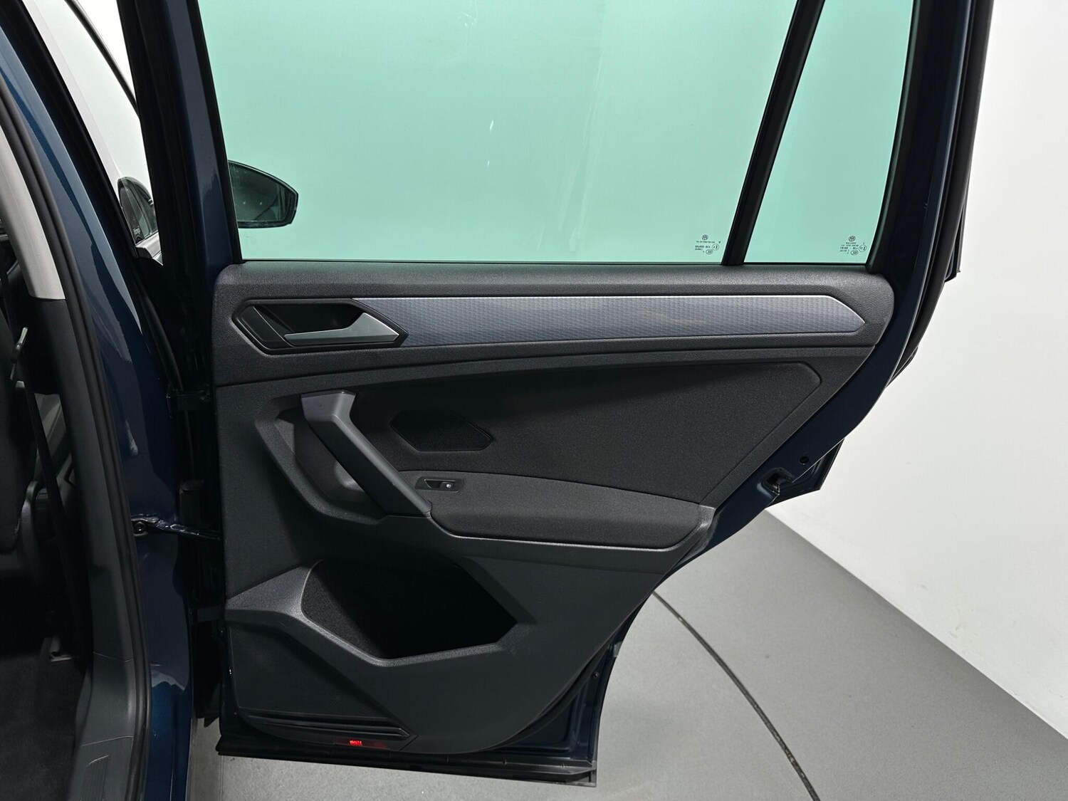 Used Volkswagen Tiguan 2021 for sale - 76879006: Photo 42