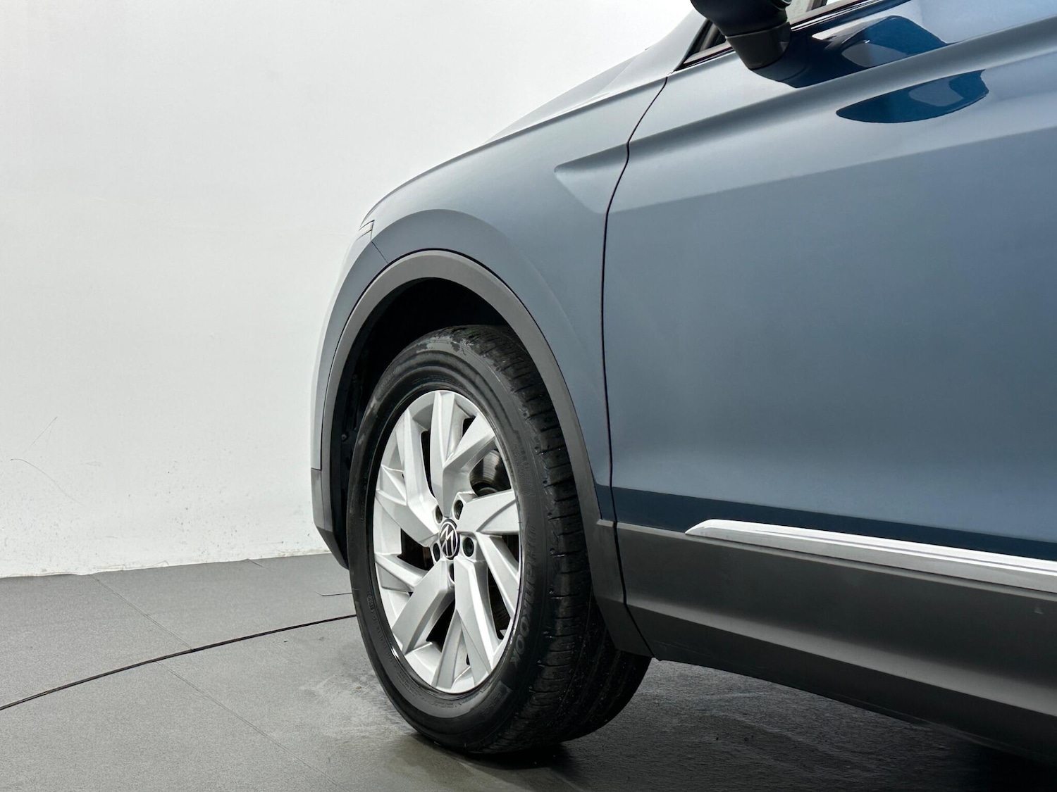 Used Volkswagen Tiguan 2021 for sale - 76879006: Photo 49