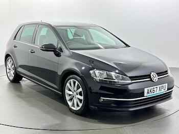 Used Volkswagen Golf 2017 for sale - 77439822: Photo