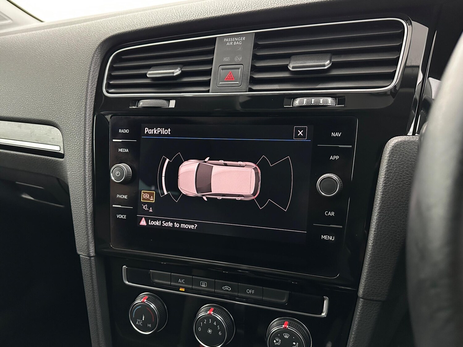 Used Volkswagen Golf for sale - 77439822: Photo 23