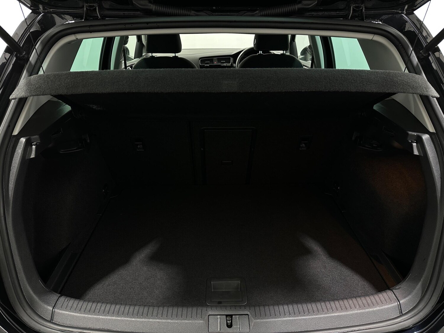 Used Volkswagen Golf for sale - 77439822: Photo 48